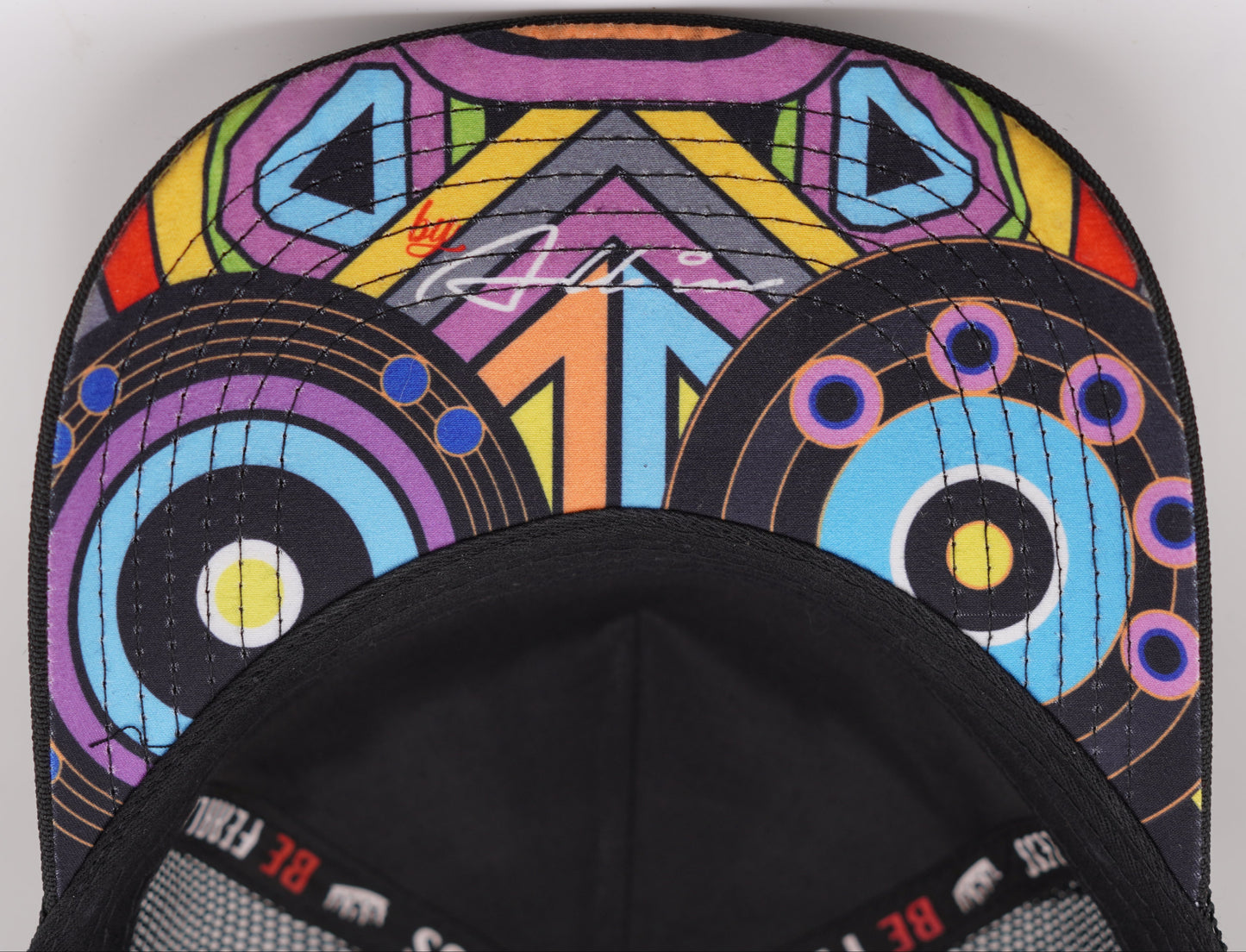 King Maya Colors Trucker Cap®