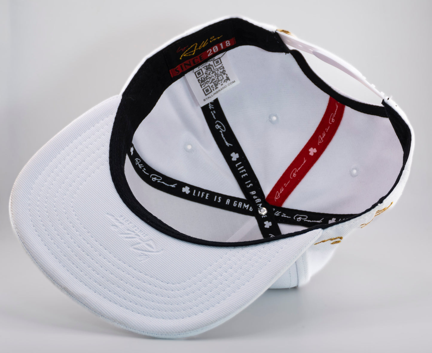 Pilot White ®
